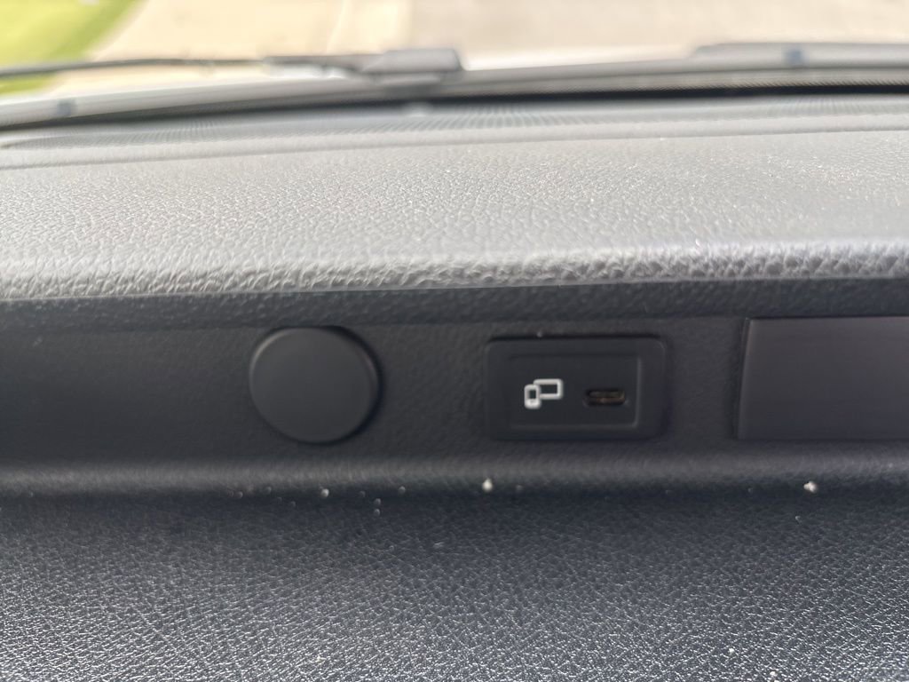 Used 2024 Mercedes-Benz Sprinter 2500 image 29