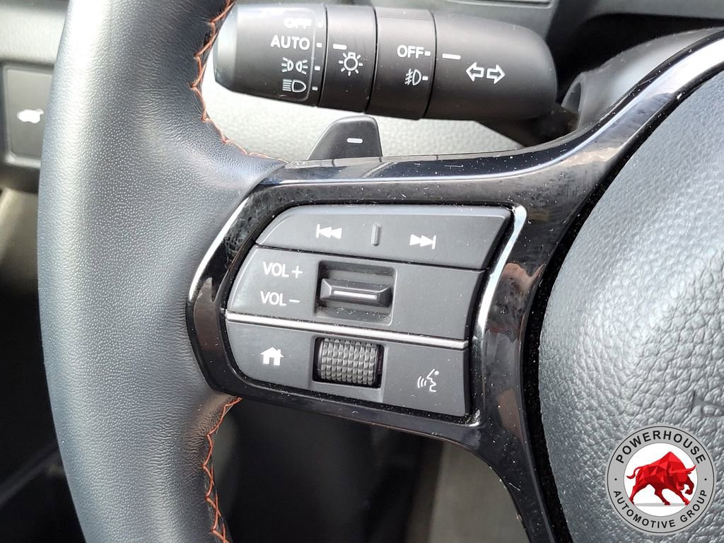 Used 2025 Honda Pilot TrailSport image 32