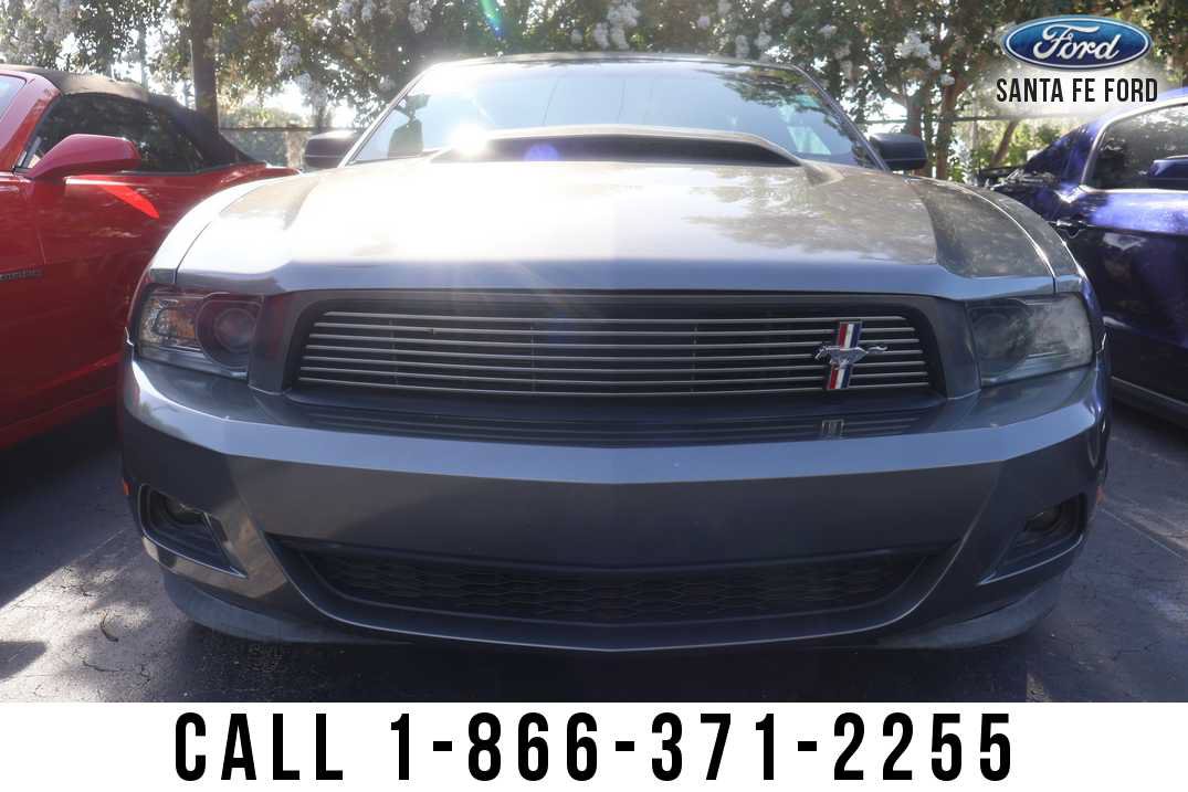 Used 2011 Ford Mustang Premium w/ Electronics Pkg RWD image 7
