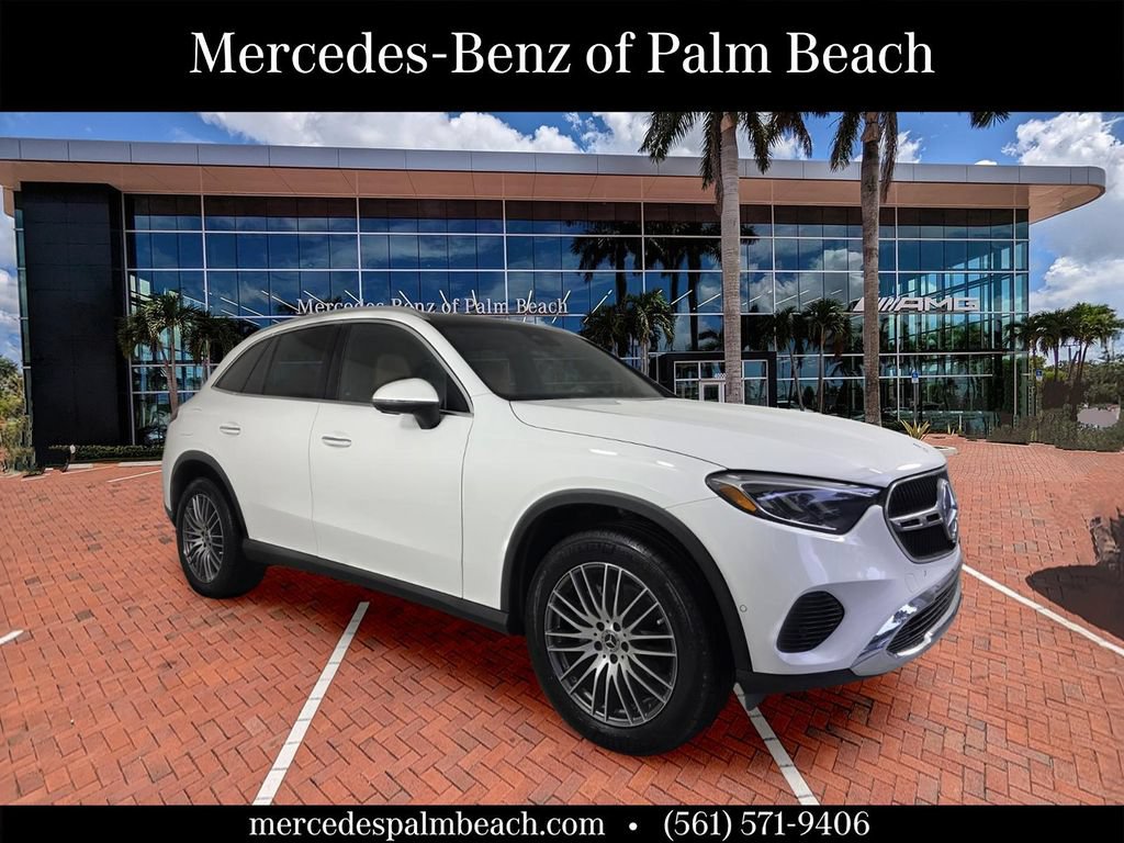Certified 2025 Mercedes-Benz GLC 300 4MATIC image 1