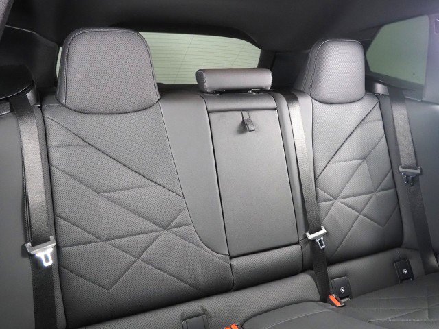 Used 2024 BMW iX xDrive50 w/ Premium Package image 16