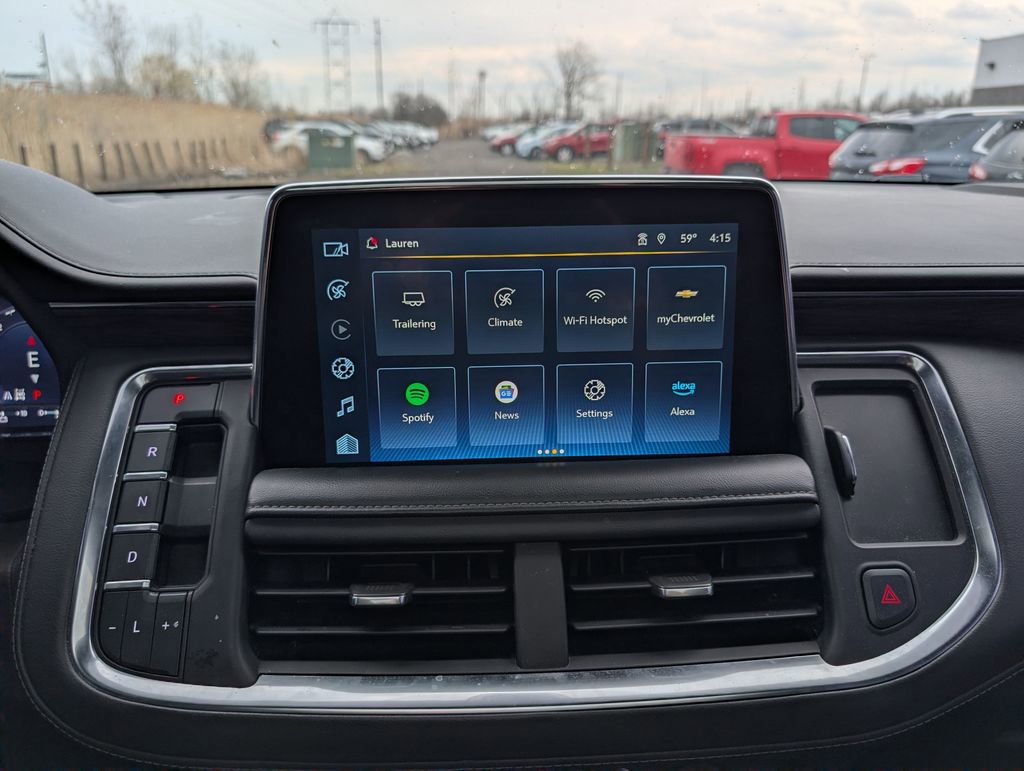 Used 2022 Chevrolet Suburban LT w/ LT Signature Package image 16