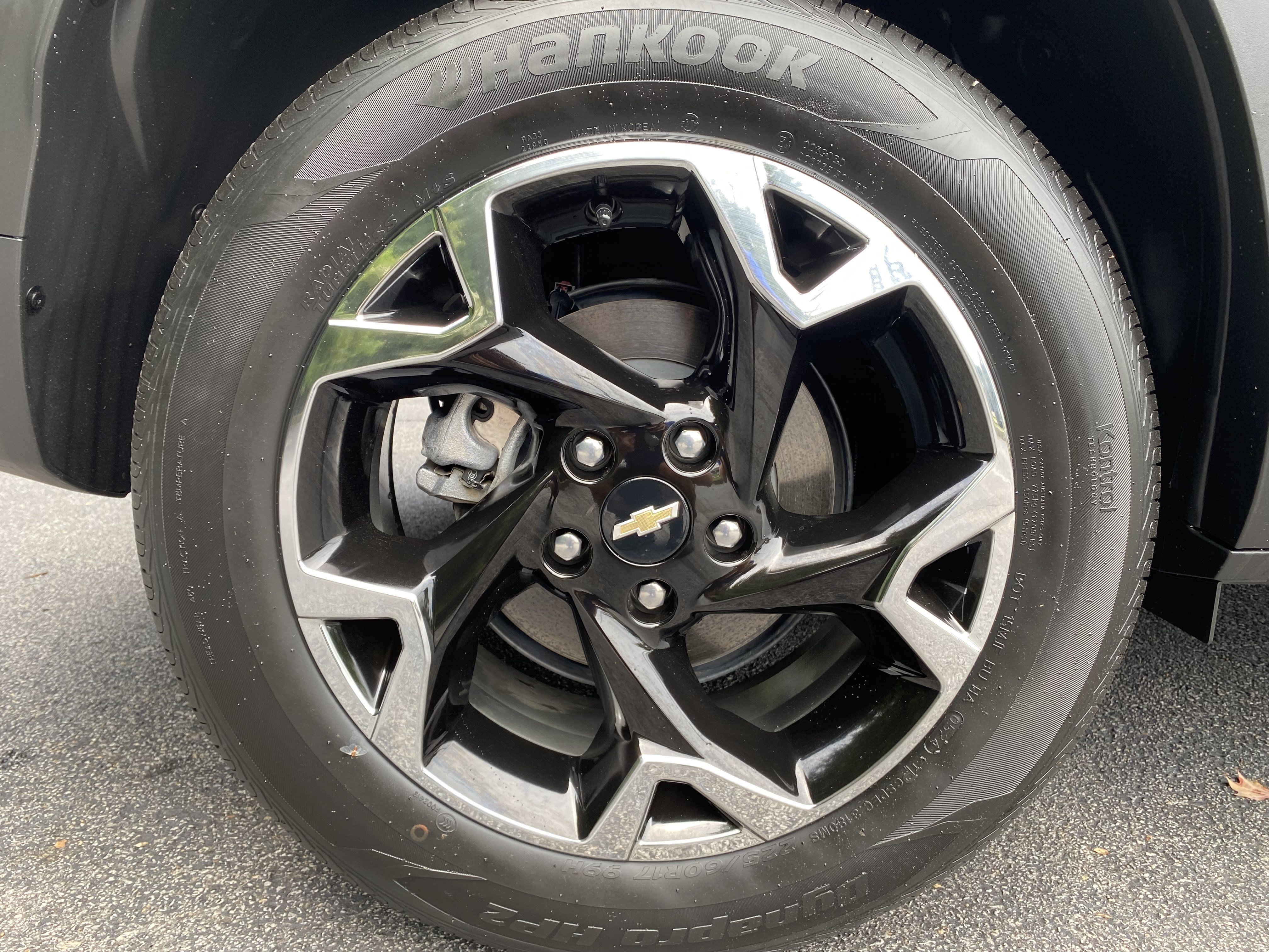 Used 2024 Chevrolet Trax LT w/ LT Convenience Package FWD image 38