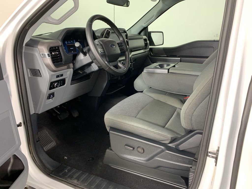 Used 2025 Ford F150 XLT w/ Equipment Group 301A Standard image 28