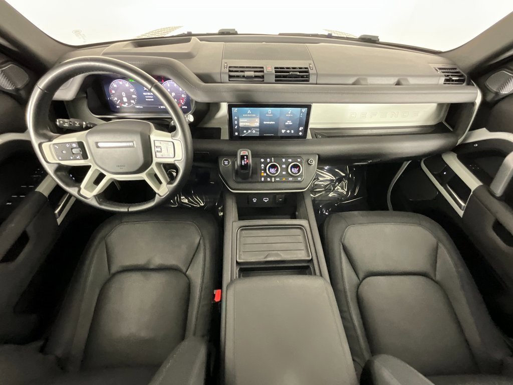 Certified 2024 Land Rover Defender 110 X-Dynamic SE image 10