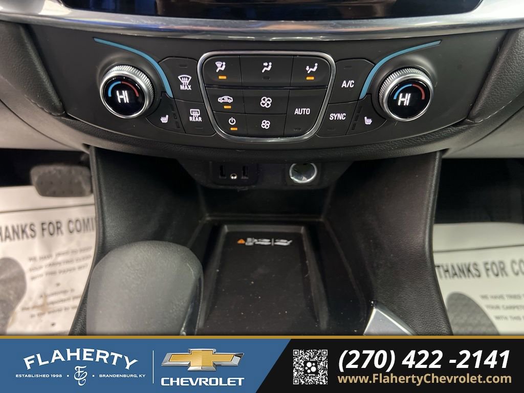 Used 2023 Chevrolet Traverse LT w/ LPO, Floor Liner Package image 31