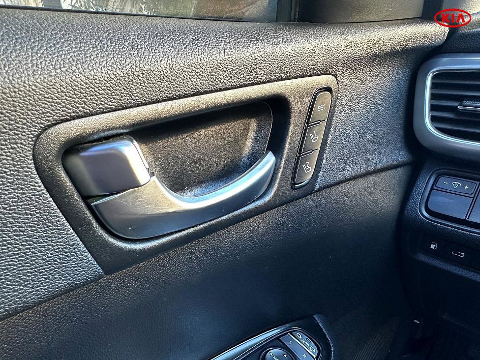Used 2016 Kia Optima SX image 26