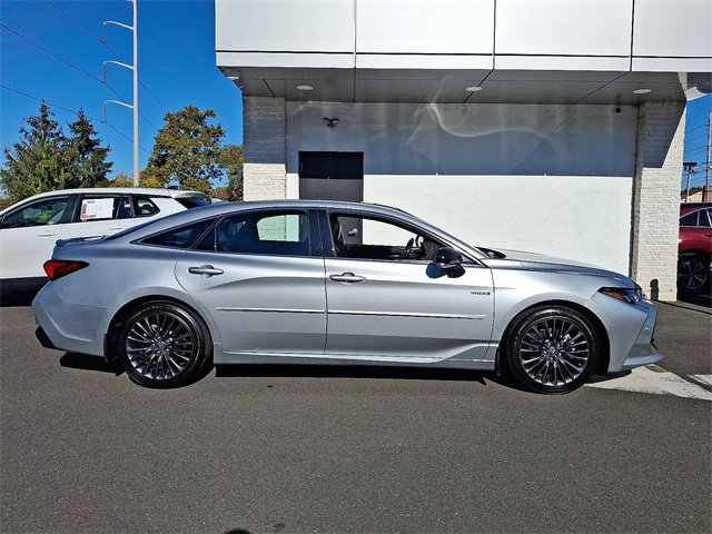 Certified 2021 Toyota Avalon XSE image 7