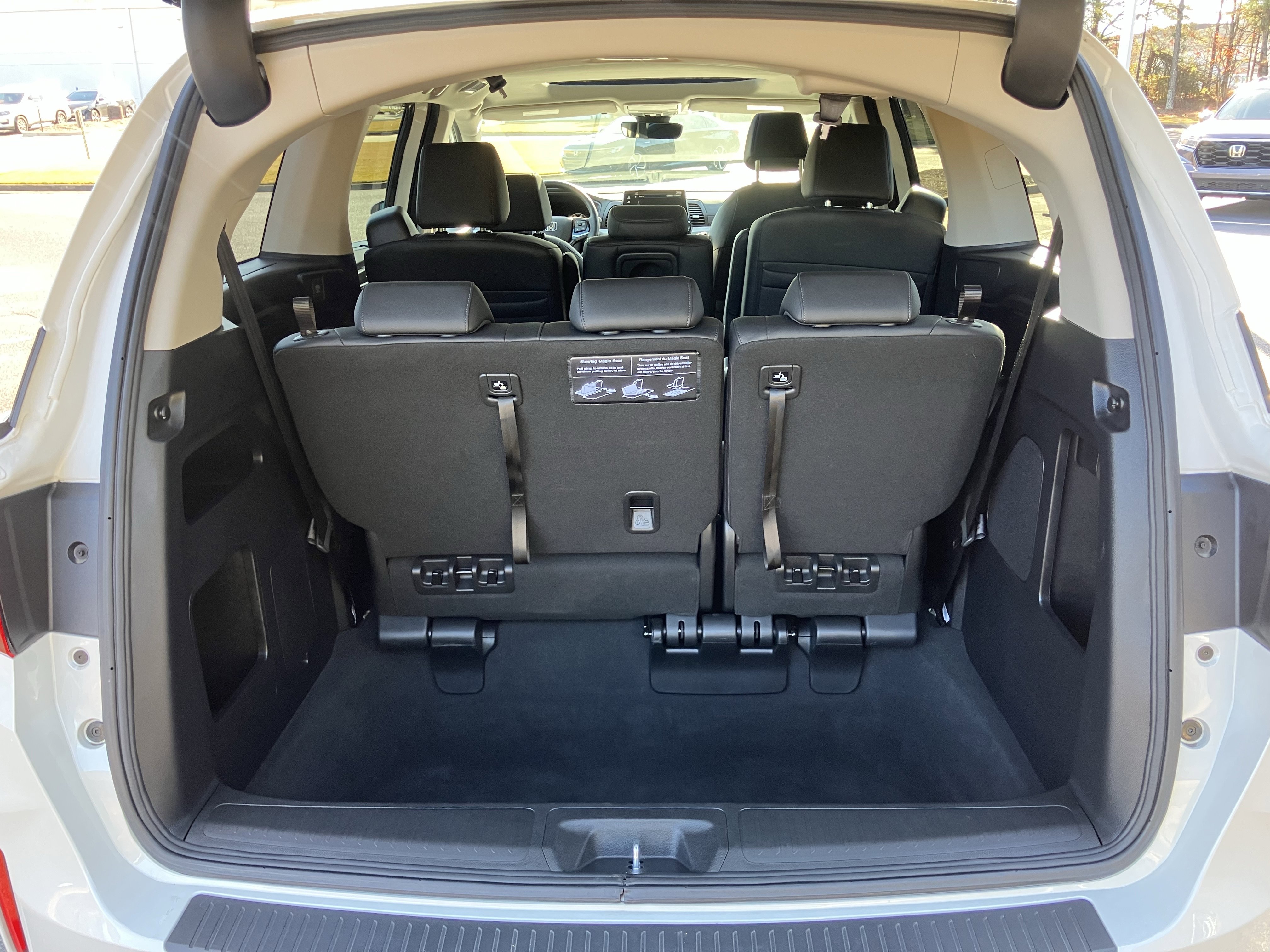 Used 2025 Honda Odyssey EX-L image 35