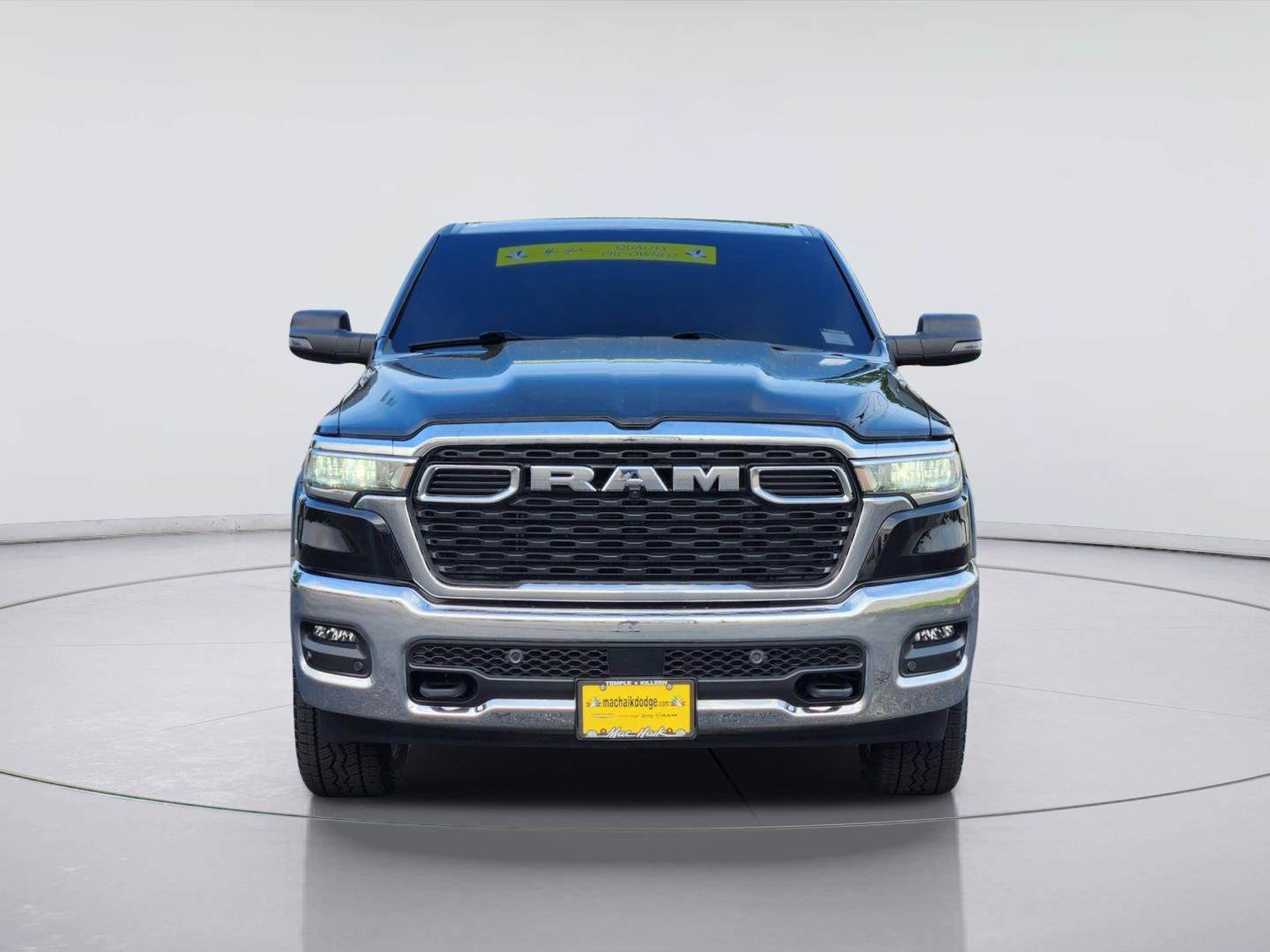 Used 2025 RAM 1500 Lone Star AWD/4WD image 2