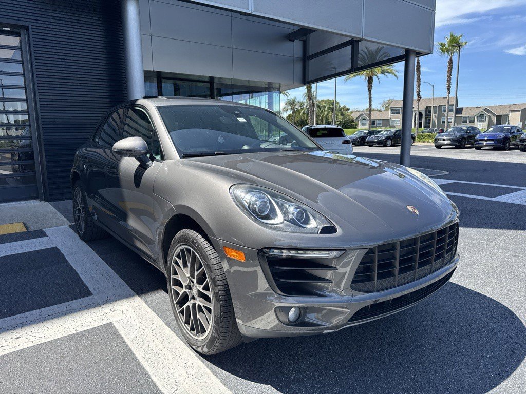 Used 2018 Porsche Macan AWD/4WD image 5