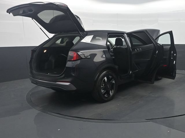 Used 2026 Kia Sportage LX FWD image 40
