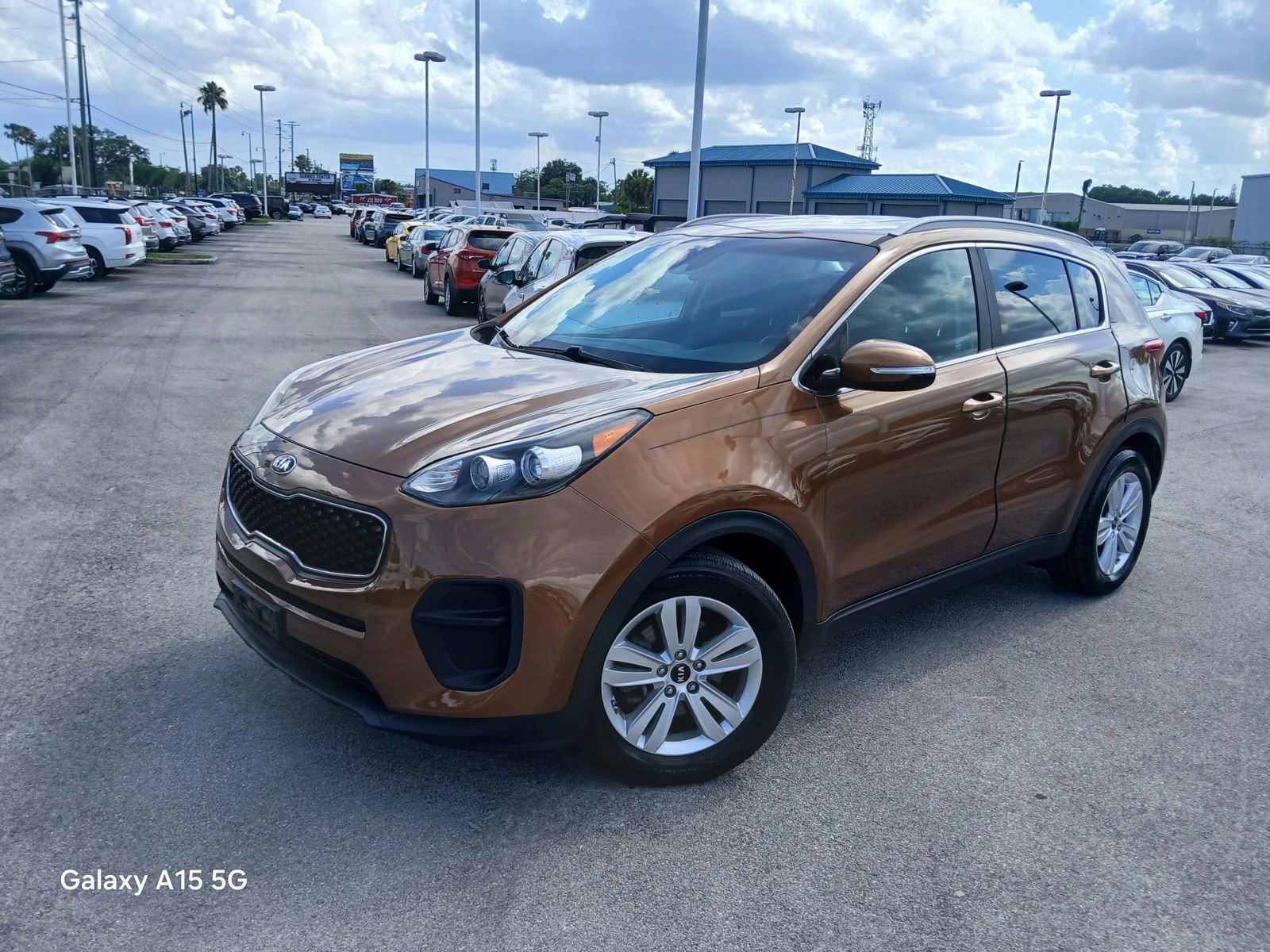 Used 2018 Kia Sportage LX w/ LX Technology Package FWD image 1