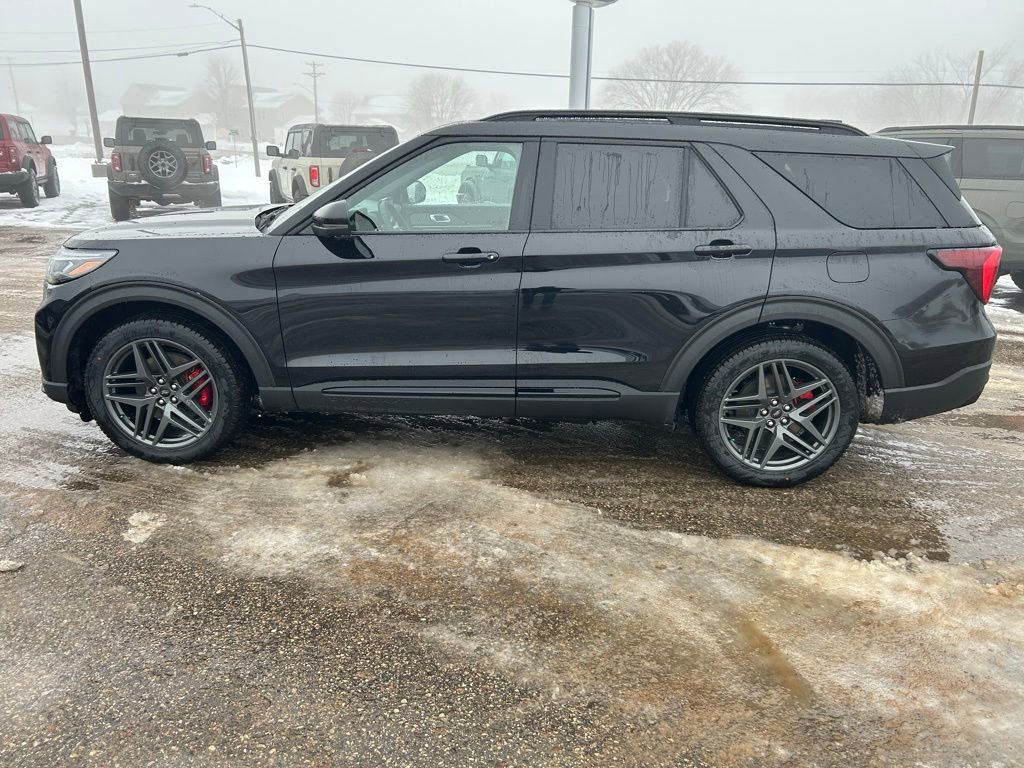 New 2026 Ford Explorer ST w/ Sun And Sound Package image 4