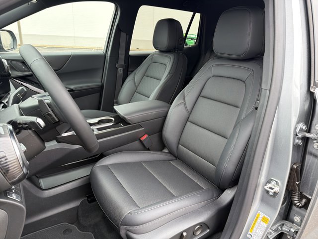 New 2026 Chevrolet Equinox LT w/ Convenience Package II image 12