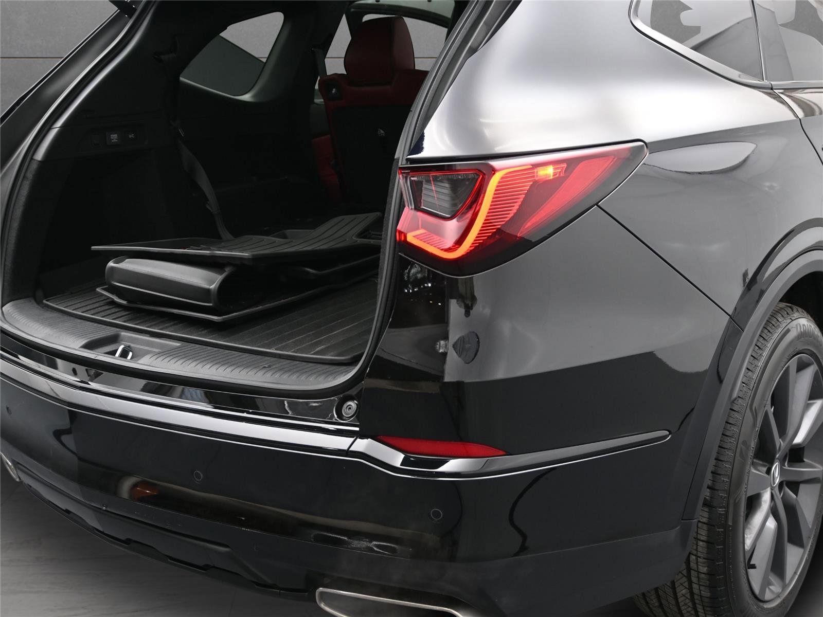 Certified 2026 Acura MDX A-Spec image 12