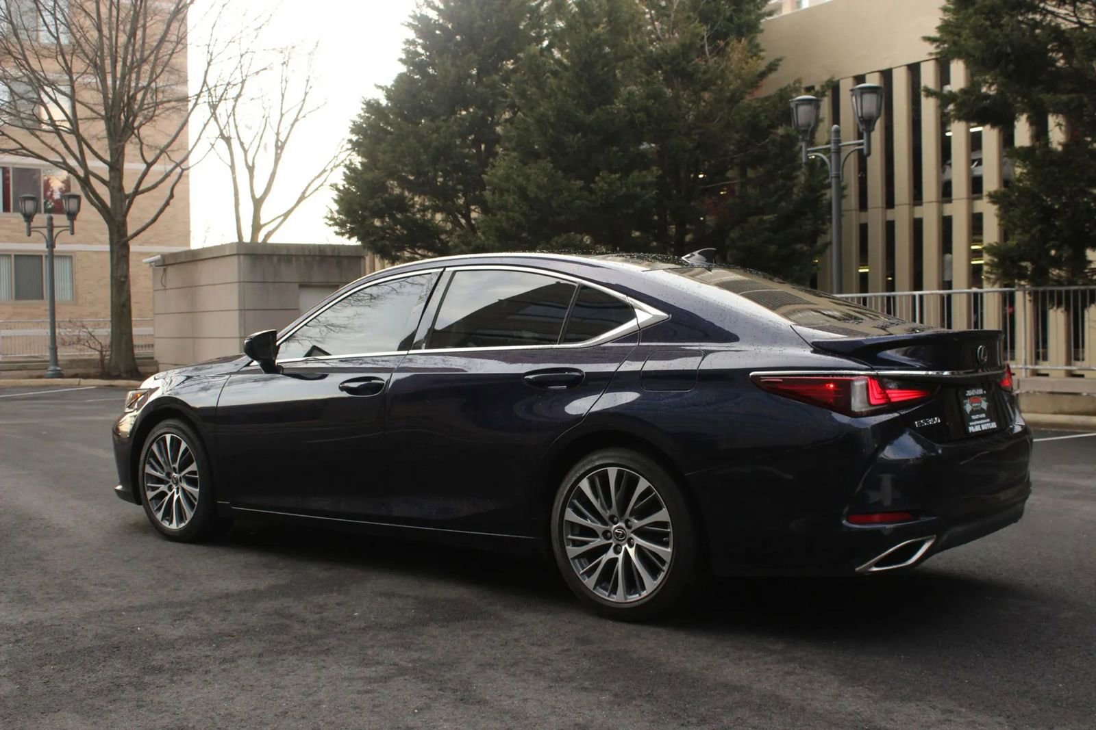Used 2021 Lexus ES 350 w/ Premium Package image 9