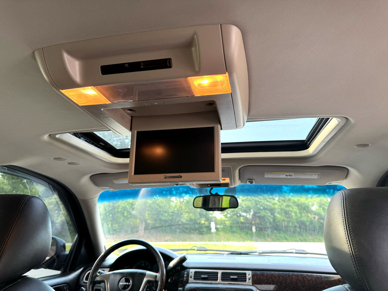 Used 2012 GMC Yukon Denali image 24