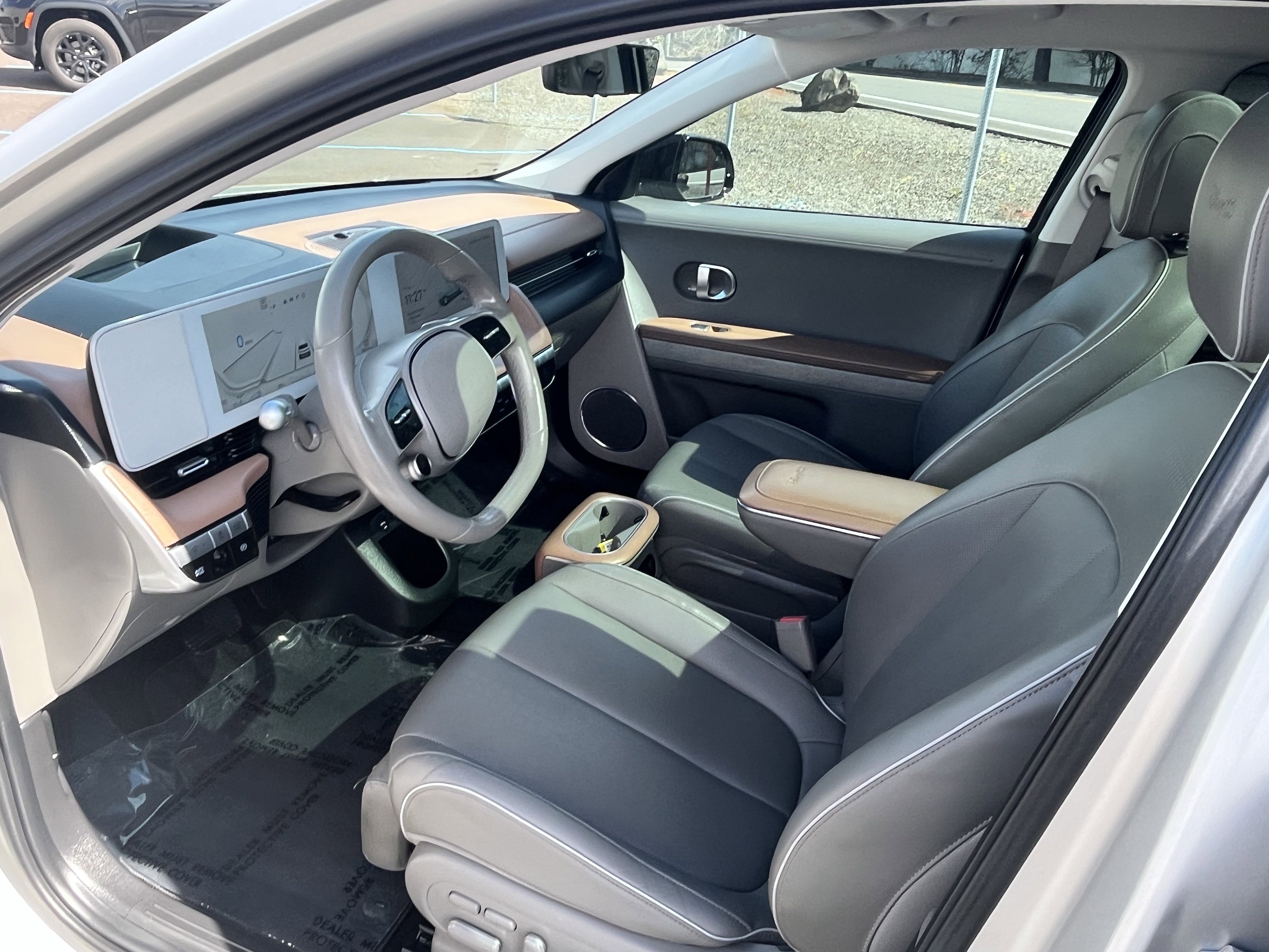 Certified 2024 Hyundai Ioniq 5 Limited image 9