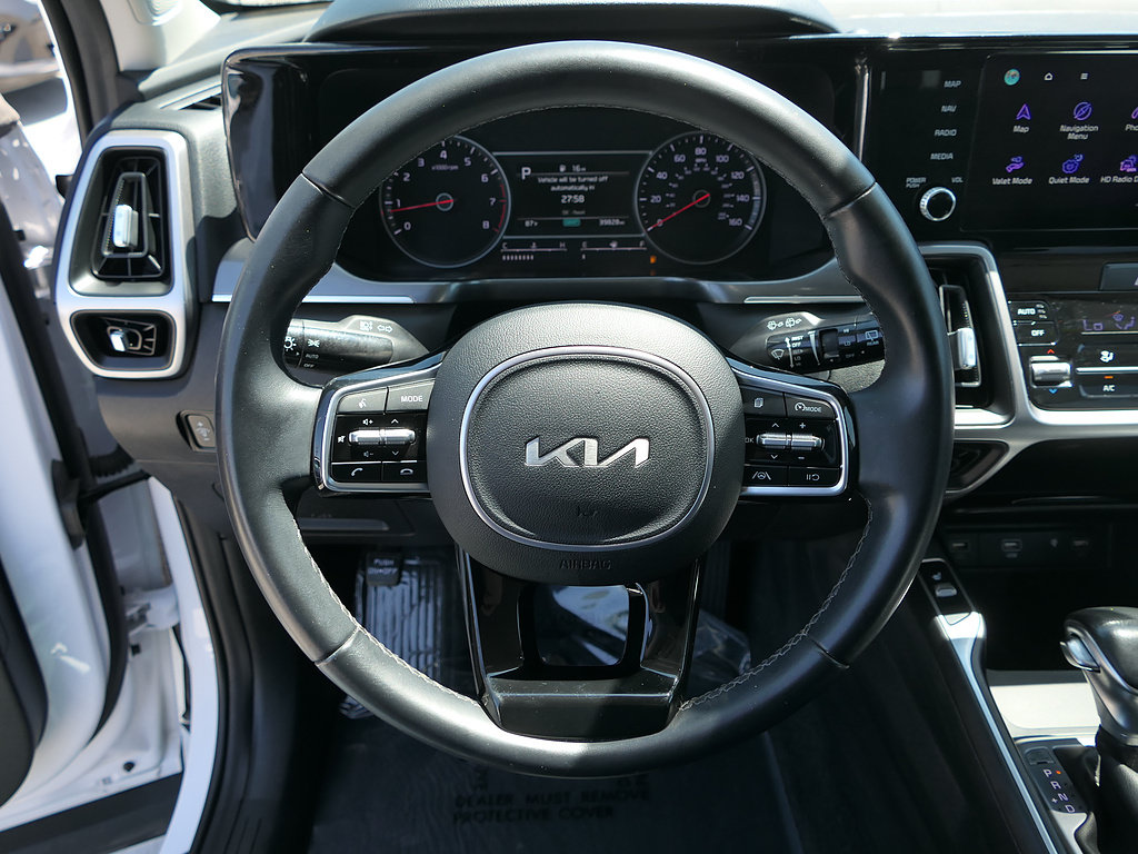 Used 2023 Kia Sorento S w/ Panoramic Sunroof Package FWD image 18