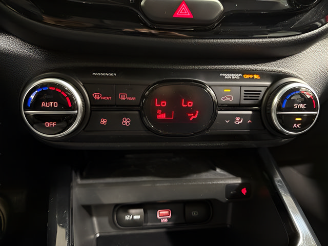 Used 2020 Kia Soul GT-Line Turbo FWD image 24