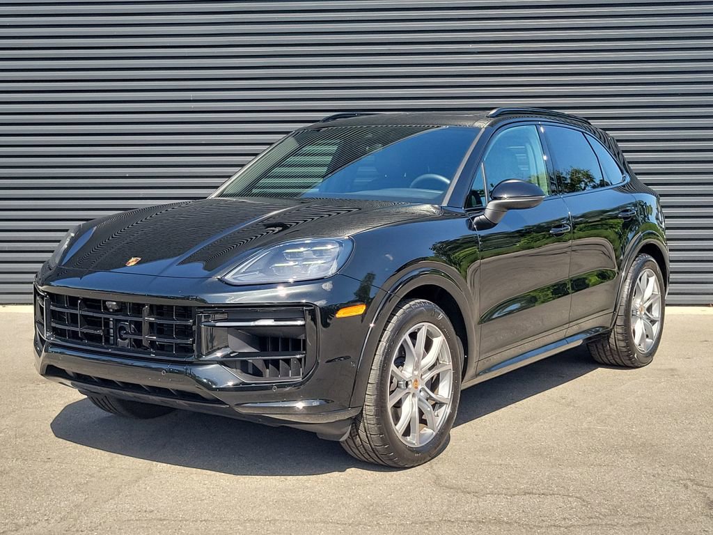 Certified 2025 Porsche Cayenne