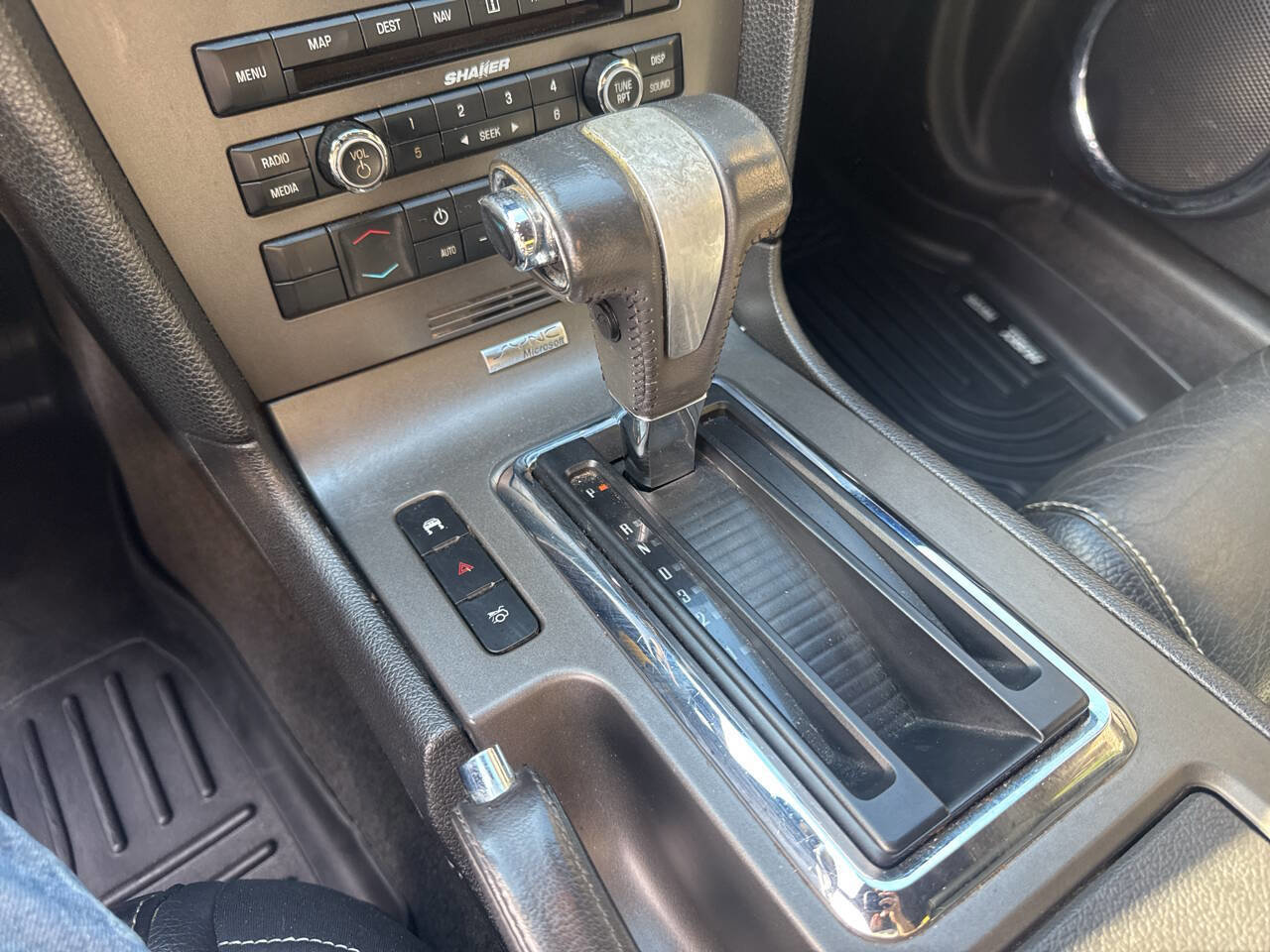 Used 2011 Ford Mustang GT Premium w/ Electronics Pkg RWD image 18