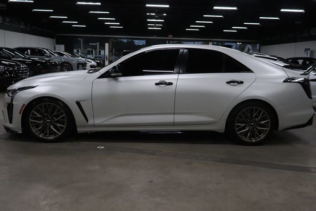 Used 2022 Cadillac CT4 V Blackwing w/ Driver Assist Package RWD image 2