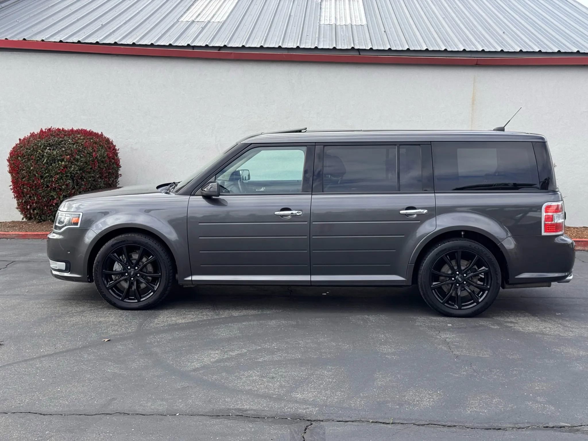 Used 2018 Ford Flex Limited w/ Equipment Group 301A image 3