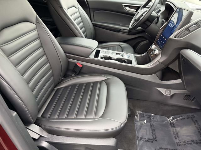 Used 2021 Ford Edge SEL w/ Convenience Package image 9