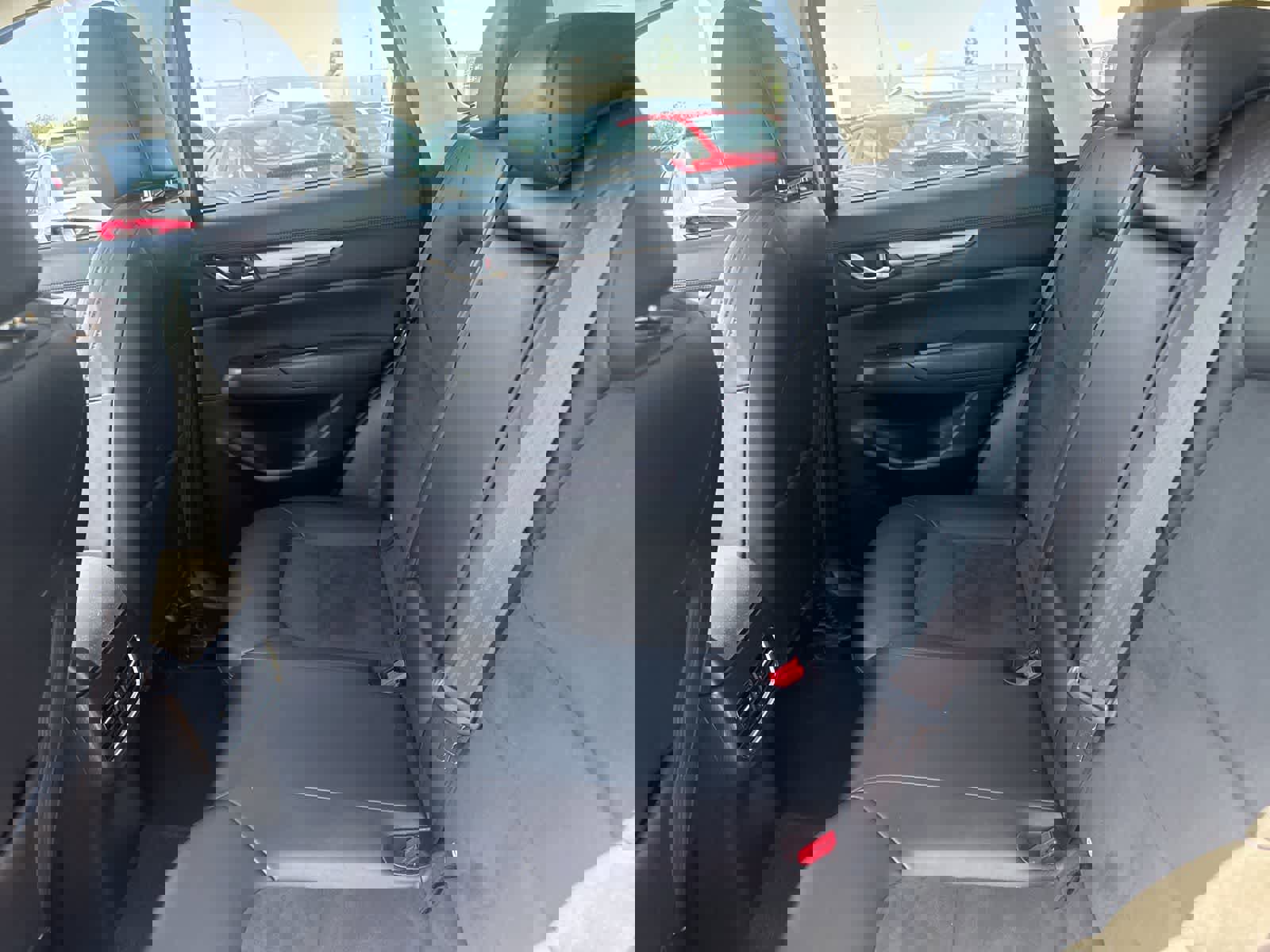 Used 2020 MAZDA CX-5 Touring FWD image 16