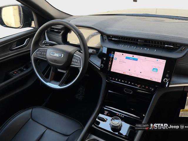 New 2026 Jeep Grand Cherokee Limited image 12