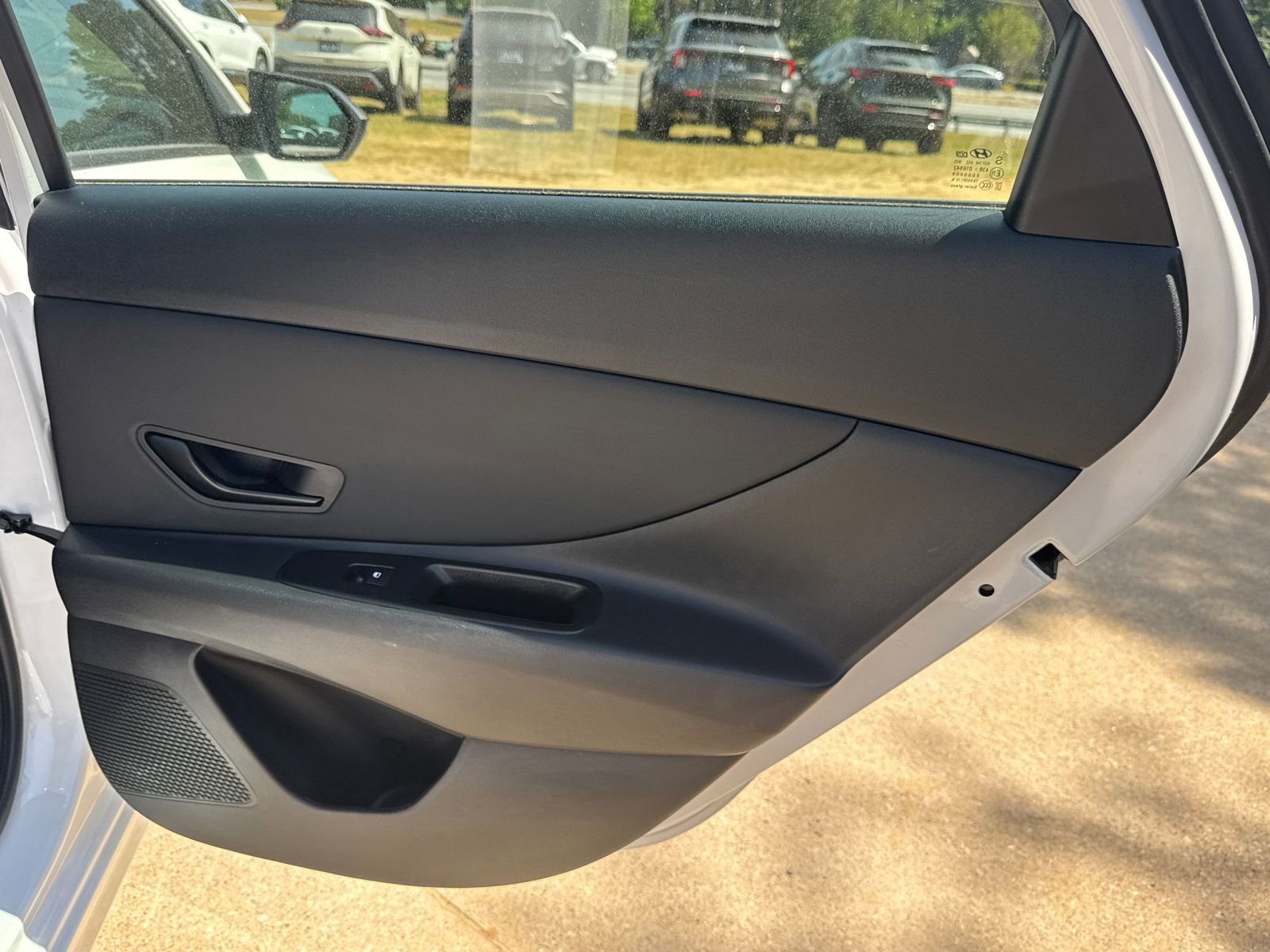 Certified 2025 Hyundai Elantra Sport FWD image 16