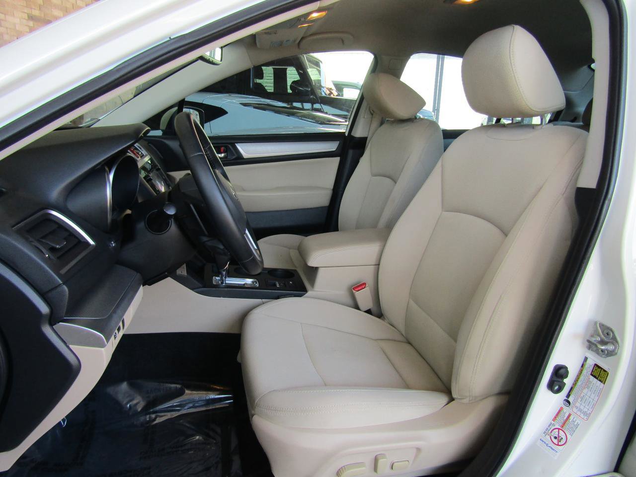 Used 2015 Subaru Legacy 2.5i Premium AWD/4WD image 8