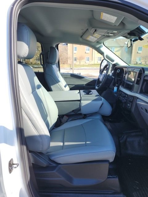 New 2026 Ford F350 XL w/ XL Chrome Package image 21