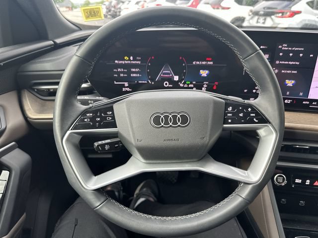 Used 2025 Audi Q5 Premium Plus w/ Premium Plus AWD/4WD image 16