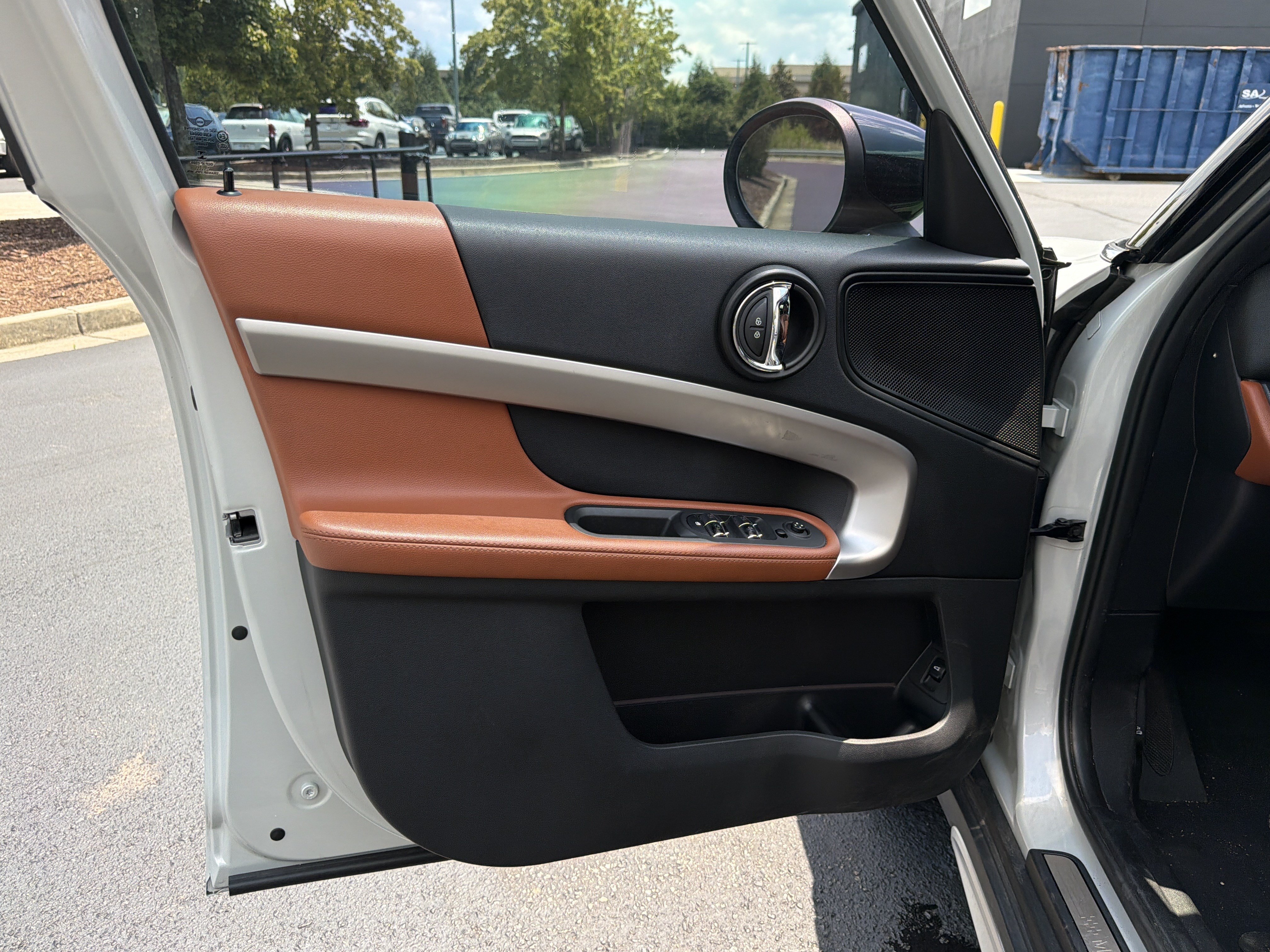 Used 2023 MINI Cooper Countryman S w/ Signature Upholstery Package FWD image 16