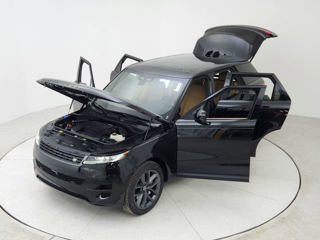 Certified 2025 Land Rover Range Rover Sport SE AWD/4WD image 15