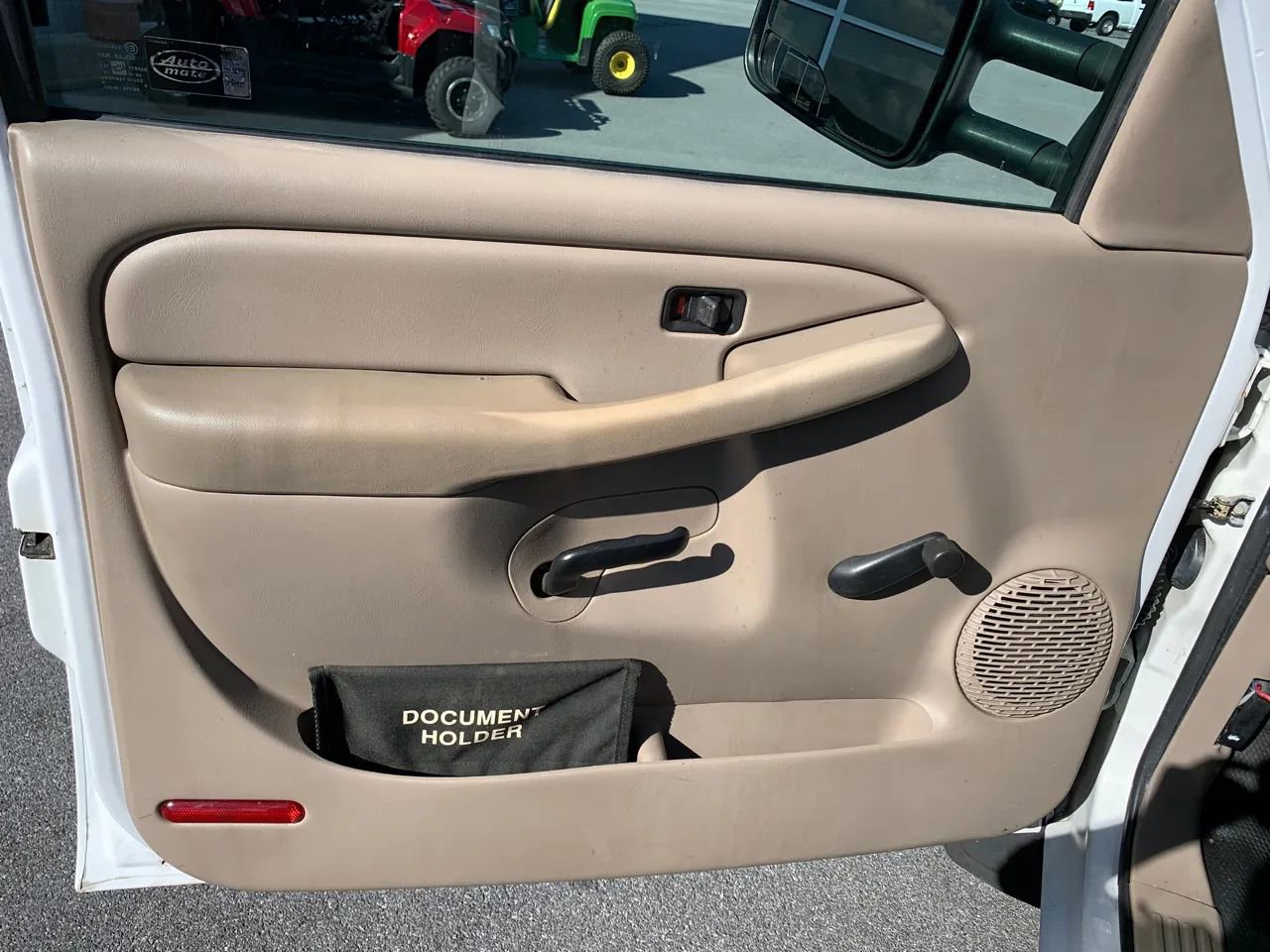 Used 2005 Chevrolet Silverado 2500 W/T RWD image 8