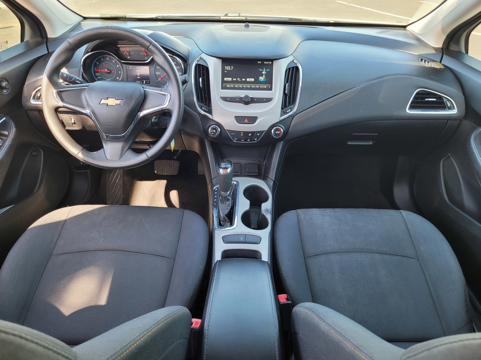 Used 2018 Chevrolet Cruze LS image 14