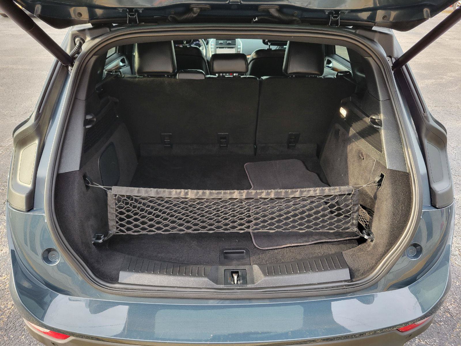 Used 2019 Lincoln MKC Select w/ Select Plus Package AWD/4WD image 28