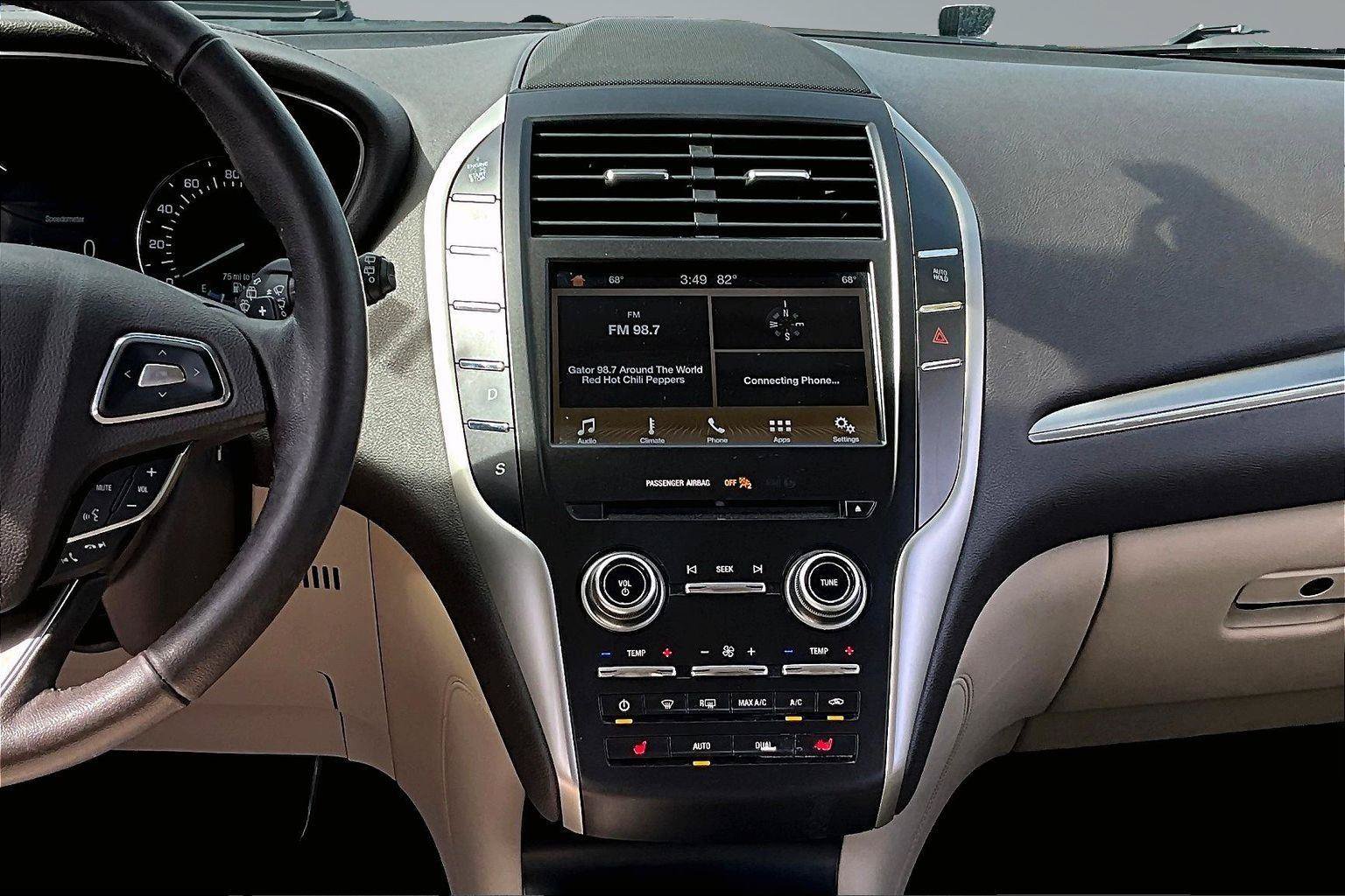 Used 2019 Lincoln MKC Premiere AWD/4WD image 9