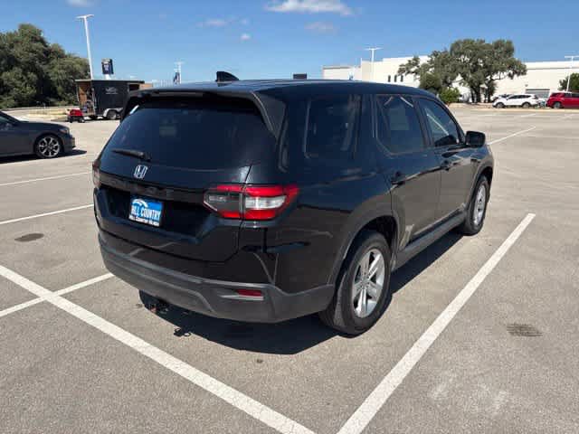 Used 2023 Honda Pilot LX image 5