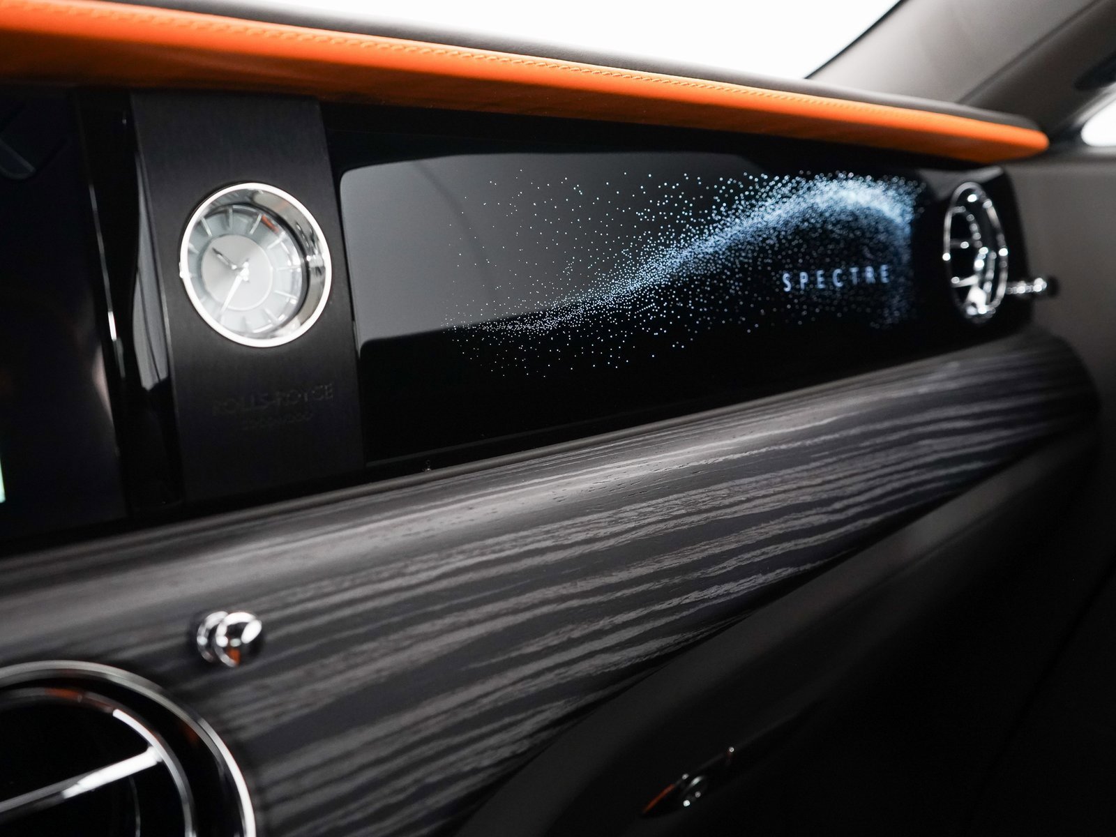 New 2025 Rolls-Royce Spectre w/ Spectre Launch Package image 37