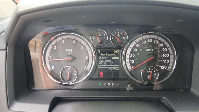 Used 2011 RAM 1500 R/T w/ Remote Start & Security Group image 10