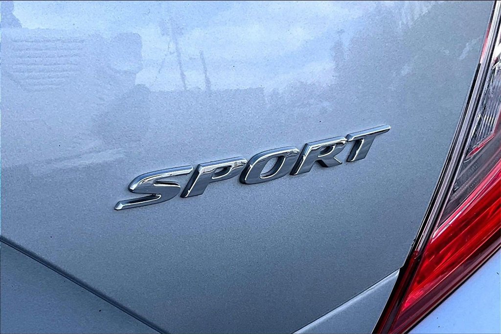 Used 2019 Honda Civic Sport image 8