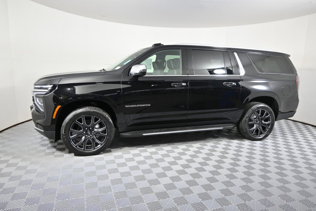 New 2026 Chevrolet Suburban Premier image 2