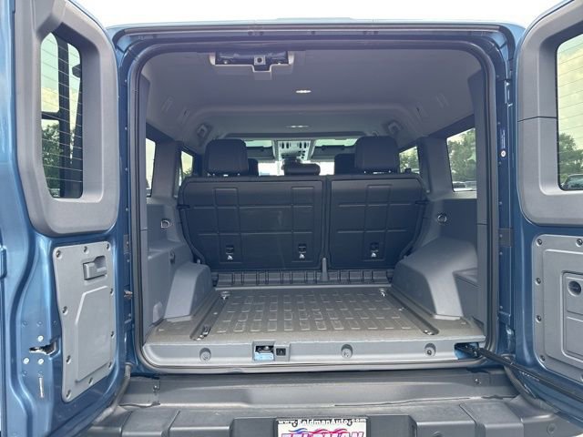 Used 2024 INEOS Grenadier Base image 35