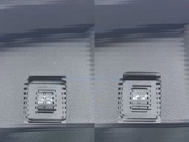 Used 2023 Nissan Rogue Platinum w/ Platinum Premium Package image 16