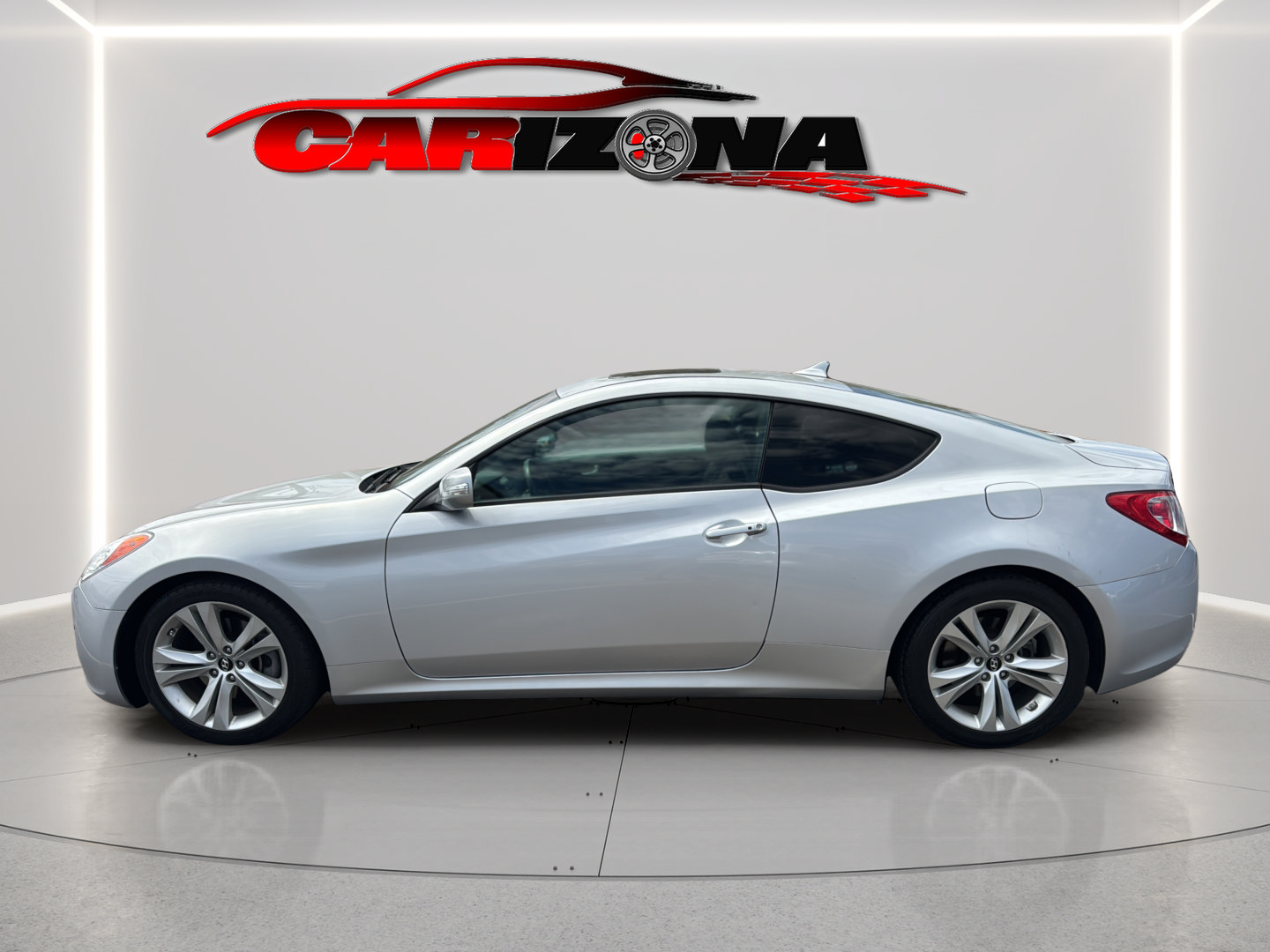 Used 2011 Hyundai Genesis 3.8 RWD image 10